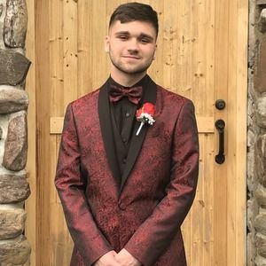 Meet your Posher, Ethan